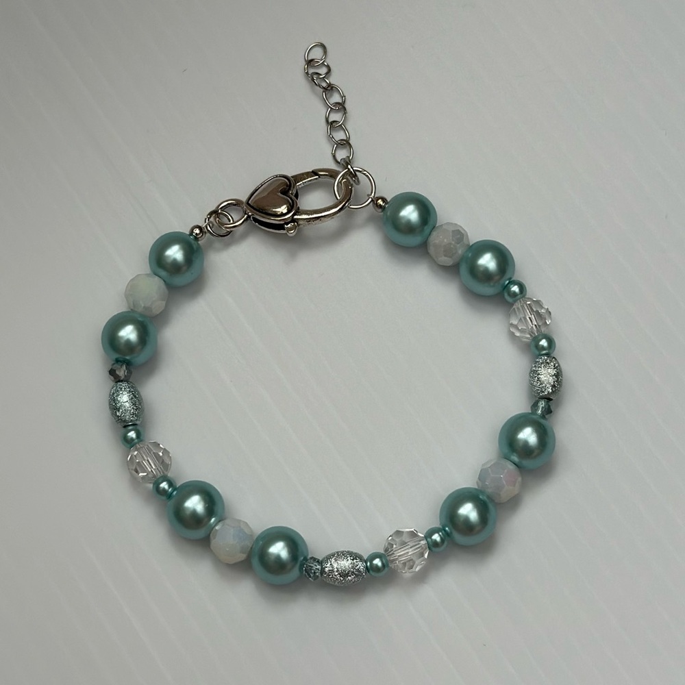 Handmade Silver Wire Bracelet with Light Blue Gemstone Beads and a Heart Clasp